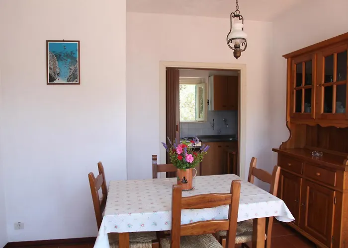 Girasole Aparthotel 3*